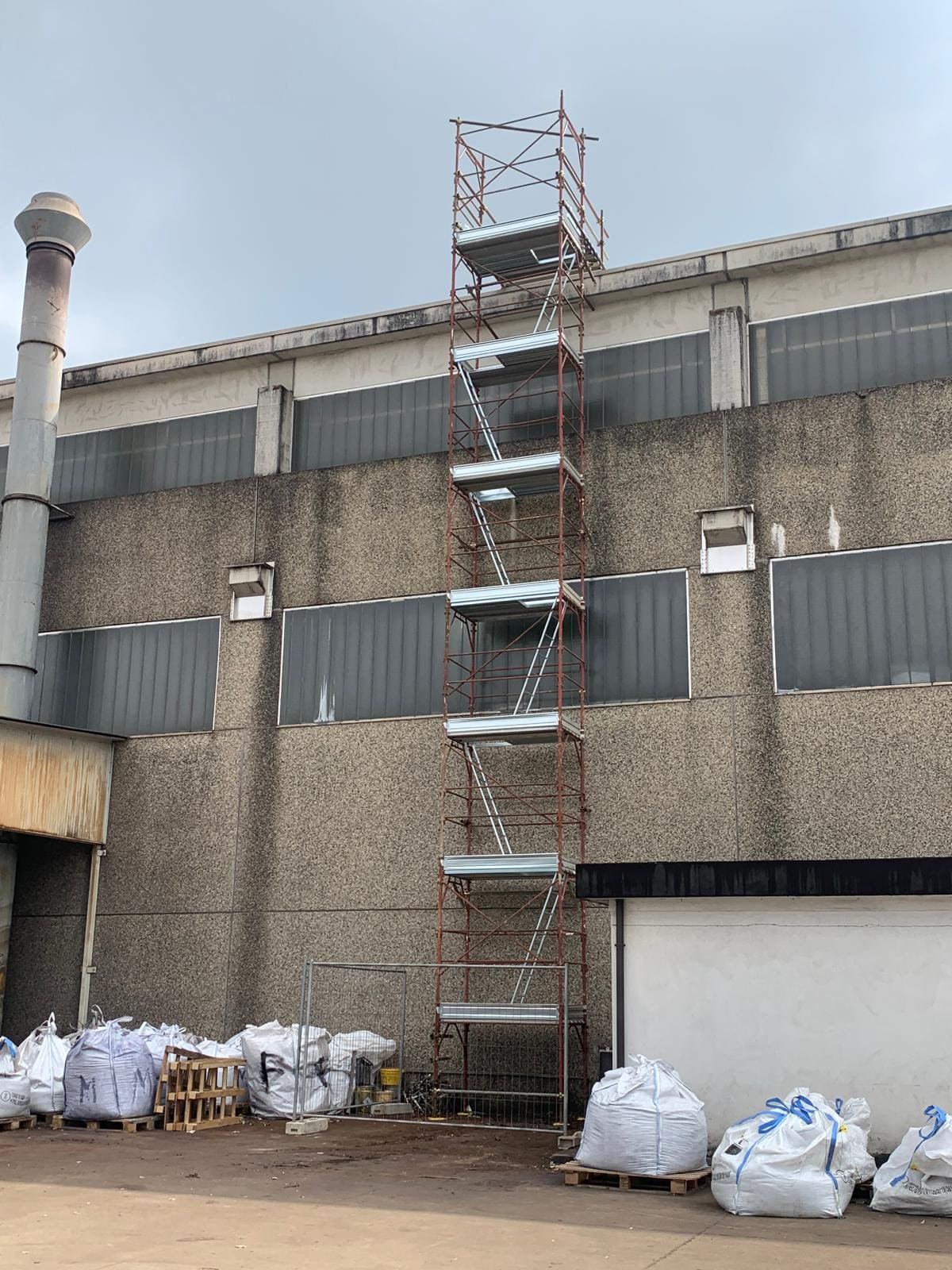 Installazione ponteggio per facciata – Basaluzzo e dintorni